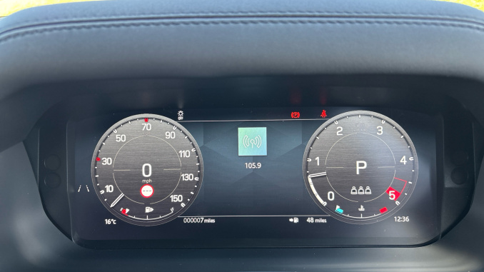 Land Rover Defender 3.0 D250 X-Dynamic SE 110 5dr Auto Diesel Estate - Image 16